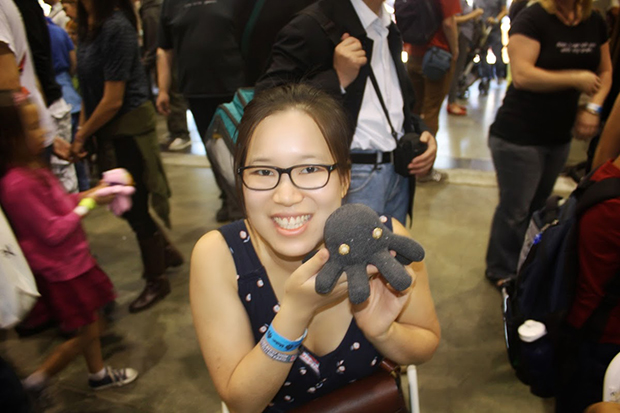 Diana Eng shows off her Glovetopus.